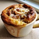 Cinnamon roll bread pudding mugs