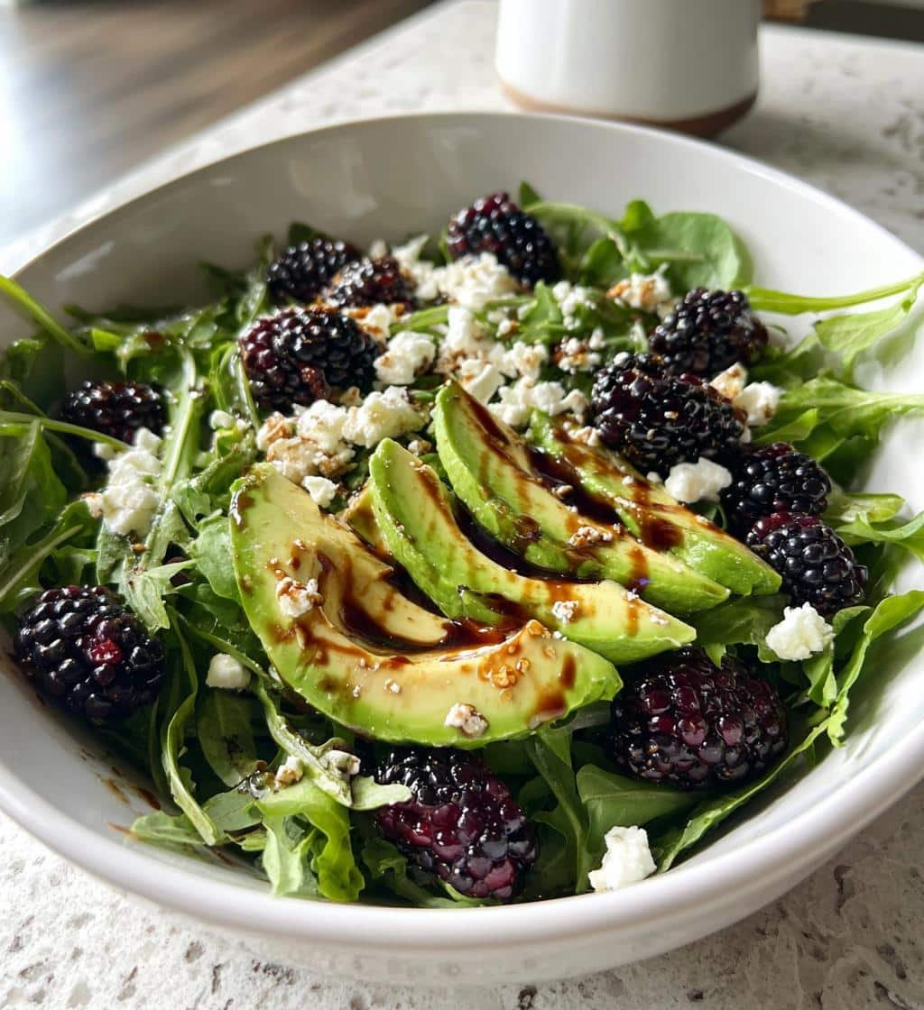 blackberry avocado arugula salad - detail 1